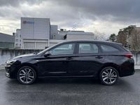 Gebraucht Hyundai i30 120 PS (88 kW) 2023 Schwarz Kombi