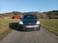 Gebraucht Ford Fiesta 70 PS (51 kW) 2004 Grau Kleinwagen