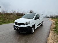 Gebraucht Peugeot Partner 110 PS (80 kW) 2020 Weiß Van / Kleinbus