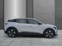 Używany Renault Megane E-Tech Equilibre 96 kW (131 KM) 2022 Biały Sedan/Limuzyna