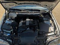 Second-hand BMW 330 231 CP (169 kW) 2002 Argintiu Berlinǎ