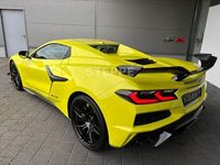 Neu Corvette Z06 646 PS (475 kW) 2025 Accelerate yellow met. Cabrio