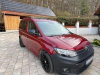 Gebraucht VW Caddy 122 PS (89 kW) 2021 Rot Van / Kleinbus