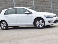 Gebraucht VW Golf 100 kW (136 PS) 2020 Weiß Limousine