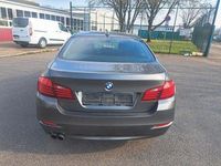 Gebraucht BMW 520 184 PS (135 kW) 2013 Grau Limousine