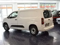 Używany Opel Combo 131 KM (96 kW) 2021 Biały Minivan