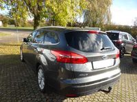 gebraucht Ford Focus Turnier 1.0 EcoBoost Titanium