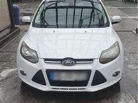 Gebraucht Ford Focus 105 PS (77 kW) 2011 Weiß Limousine