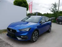 Neu Seat Leon FR 150 PS (110 kW) 2025 Saphir blau metallic Kombi