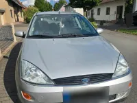 Gebraucht Ford Focus 100 PS (73 kW) 2000 Silber Kleinwagen