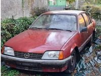 Gebraucht Opel Rekord 115 PS (84 kW) 1986 Rot Limousine
