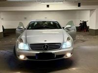 Gebraucht Mercedes CLS320 224 PS (164 kW) 2007 Silber Coupé