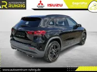 Gebraucht Mercedes GLA200 AMG line 163 PS (119 kW) 2022 Schwarz SUV