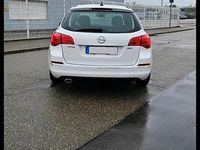 Gebraucht Opel Astra 165 PS (121 kW) 2013 Weiß Kombi