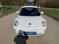 Gebraucht VW New Beetle 116 PS (85 kW) 1999 Weiß Kleinwagen