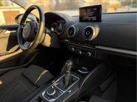 Gebraucht Audi A3 Ambition 150 PS (110 kW) 2015 Grau Limousine