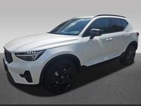 Neu Volvo XC40 Plus 163 PS (119 kW) 2025 Crystal white / metallic SUV