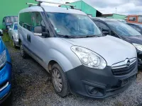 Usata Opel Combo Selection 105 CV (77 kW) 2015 Argento Monovolume