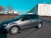 Gebraucht VW Golf VI 105 PS (77 kW) 2012 Grau Kleinwagen