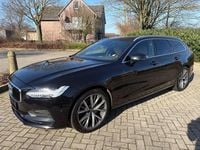Second-hand Volvo V90 Momentum 254 CP (186 kW) 2017 Negru Break