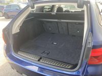 Gebraucht BMW 520 190 PS (139 kW) 2019 Mediterranblau metallic Kombi
