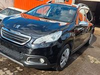 Gebraucht Peugeot 2008 82 PS (60 kW) 2015 Schwarz SUV