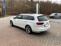 Gebraucht VW Passat Highline 280 PS (205 kW) 2018 Weiß Kombi