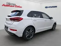 Gebraucht Hyundai i30 GO! 120 PS (88 kW) 2024 Serenity white Limousine