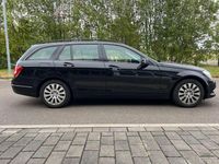 Gebraucht Mercedes C220 170 PS (125 kW) 2013 Schwarz Kombi