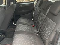 Second-hand Opel Combo 90 CP (66 kW) 2014 Alb Monovolum