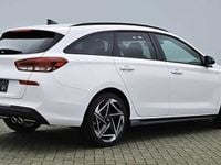 Neu Hyundai i30 N Line 140 PS (102 kW) 2025 Weiss / atlasweiss Kombi