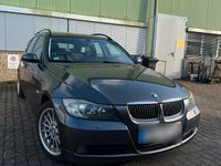 Gebraucht BMW 330 231 PS (169 kW) 2008 Silber Kombi
