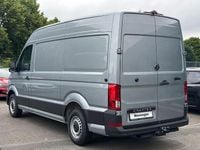 Neu VW Crafter 140 PS (102 kW) 2025 Silber Van