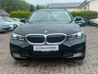 Gebraucht BMW 320 Advantage 190 PS (139 kW) 2020 Schwarz Kombi