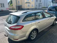 Gebraucht Ford Mondeo 140 PS (102 kW) 2010 Silber Kombi
