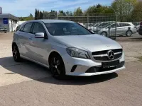 Gebraucht Mercedes A180 Style 122 PS (89 kW) 2016 Silber Limousine
