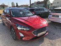 Gebraucht Ford Focus Cool & Connect 120 PS (88 kW) 2020 Rot Limousine
