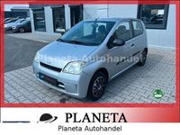 Gebraucht Daihatsu Cuore 58 PS (42 kW) 2004 Silber Kleinwagen