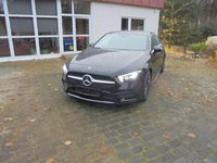 Gebraucht Mercedes A200 AMG line 163 PS (119 kW) 2018 Nachtschwarz  unilack Kleinwagen