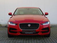 Gebraucht Jaguar XE SE 300 PS (220 kW) 2019 Rot Limousine