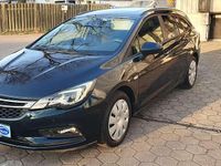 Gebraucht Opel Astra Business 160 PS (117 kW) 2016 Smaragd gruen (mi) Kombi