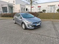 Gebraucht Hyundai i30 99 PS (72 kW) 2015 Grau Limousine