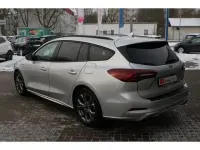 Gebraucht Ford Focus ST-Line 155 PS (114 kW) 2024 Silber Limousine