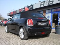 Gebraucht Mini Cooper Cabriolet 136 PS (100 kW) 2020 Midnight black metallic Cabrio