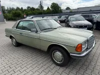 Gebraucht Mercedes 230 109 PS (80 kW) 1978 Grün Coupé