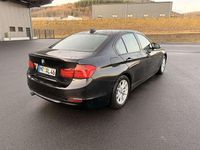 Gebraucht BMW 320 Luxury Line 184 PS (135 kW) 2012 Limousine