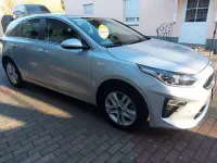 Gebraucht Kia Ceed 140 PS (102 kW) 2021 Silber Kleinwagen