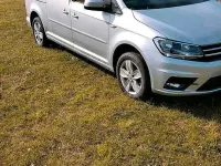 Gebraucht VW Caddy Maxi Comfortline 150 PS (110 kW) 2015 Silber Van / Kleinbus
