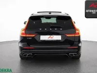 Gebraucht Volvo V60 341 PS (250 kW) 2021 Onyx black Kombi
