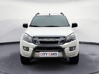 Gebraucht Isuzu D-Max 163 PS (119 kW) 2015 Weiß Van / Kleinbus